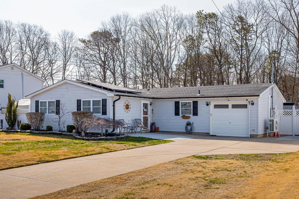Unit for sale at 34 Appel Drive E, Brookhaven, NY 11967