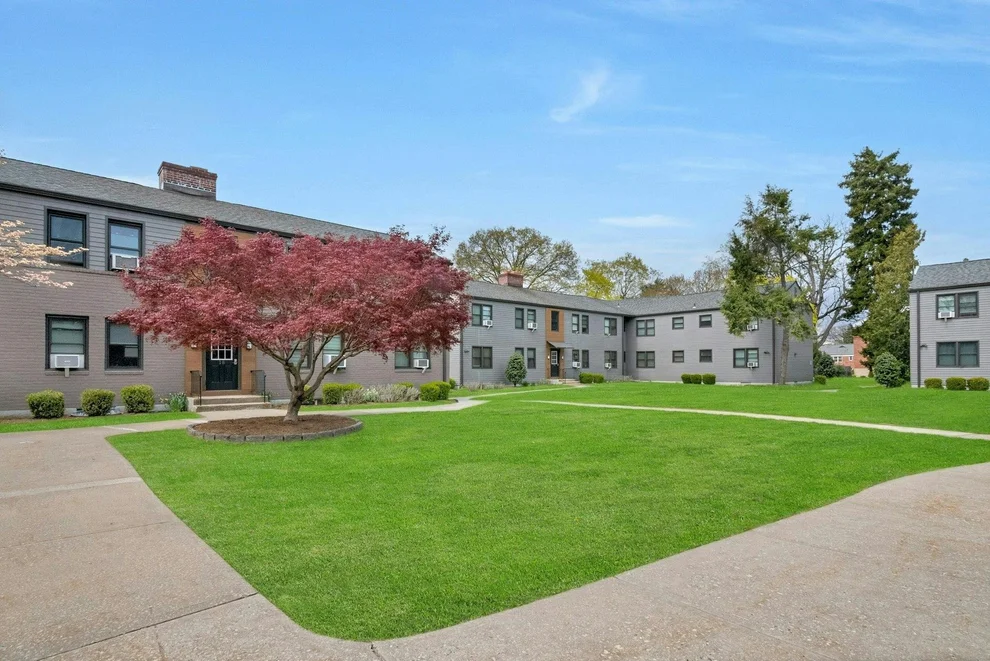 Unit for sale at 14 Tappan Landing, Greenburgh, NY 10591