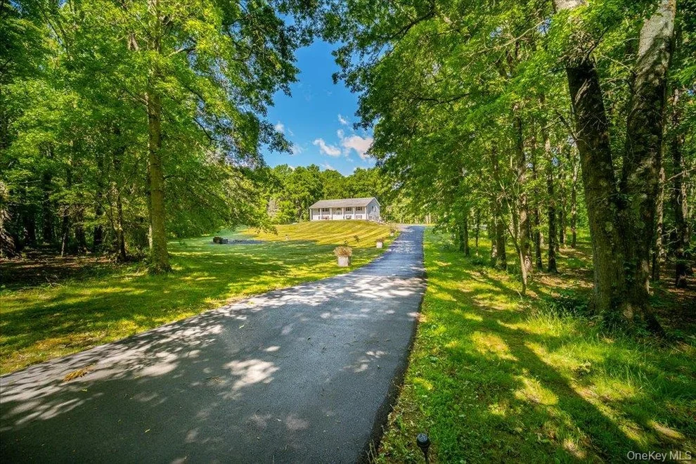 Unit for sale at 2398 State Route 207, Hamptonburgh, NY 10916