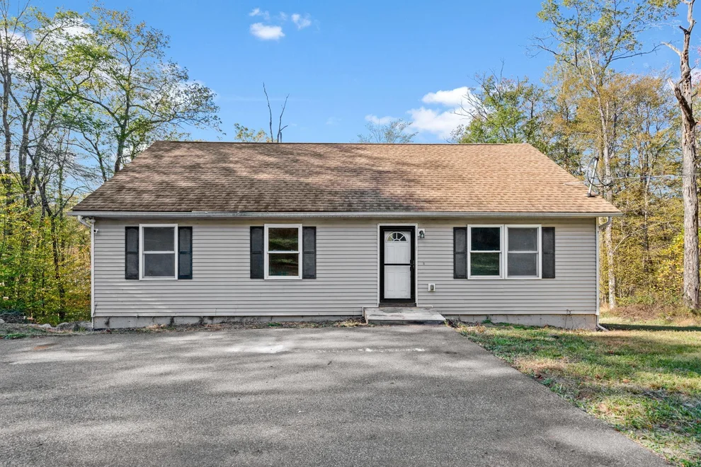 Unit for sale at 647 Lakewood Road, Shawangunk, NY 12566