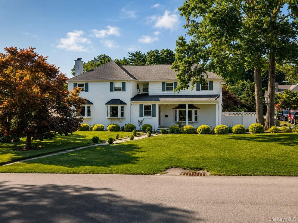 Unit for sale at 5 Quintard Drive, Rye Town, NY 10573