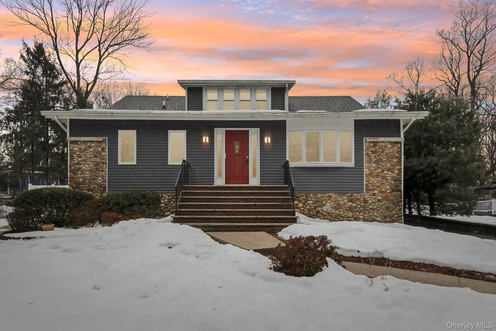 Unit for sale at 60 Stephens Road, Orangetown, NY 10983