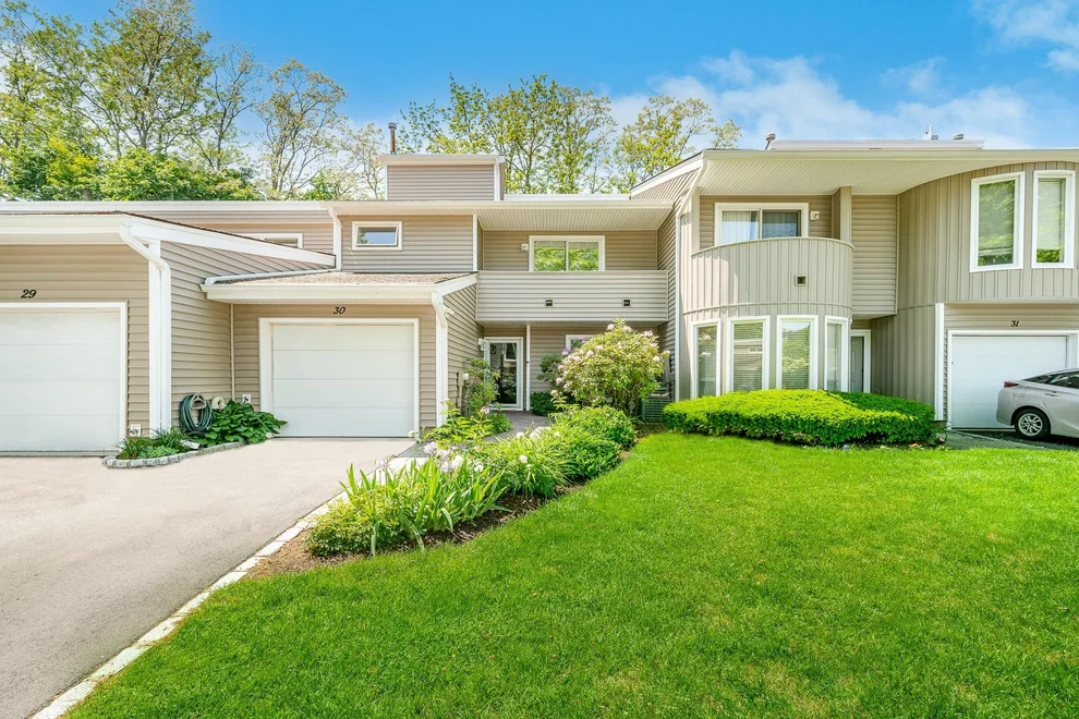 Unit for sale at 30 Kristin Lane, Smithtown, NY 11788