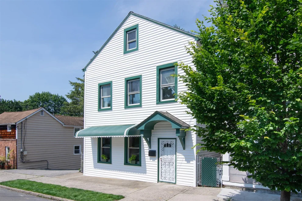 Unit for sale at 26 S Eckar Street, Greenburgh, NY 10533