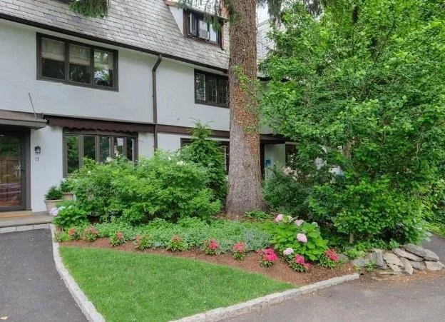 Unit for sale at 11 Bolton Gardens, Eastchester, NY 10708