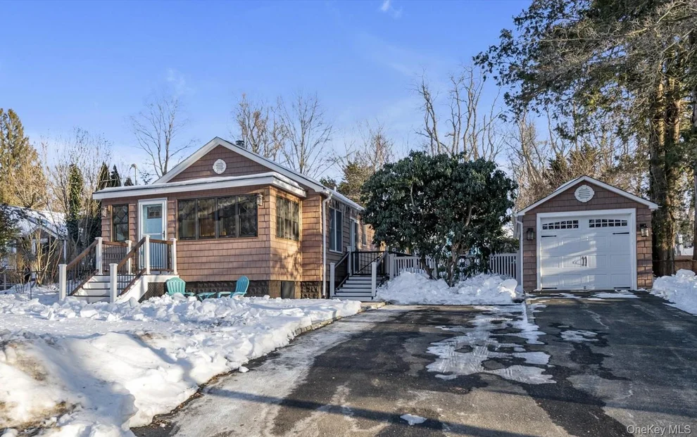 Unit for sale at 41 Narcissus Road, Smithtown, NY 11754