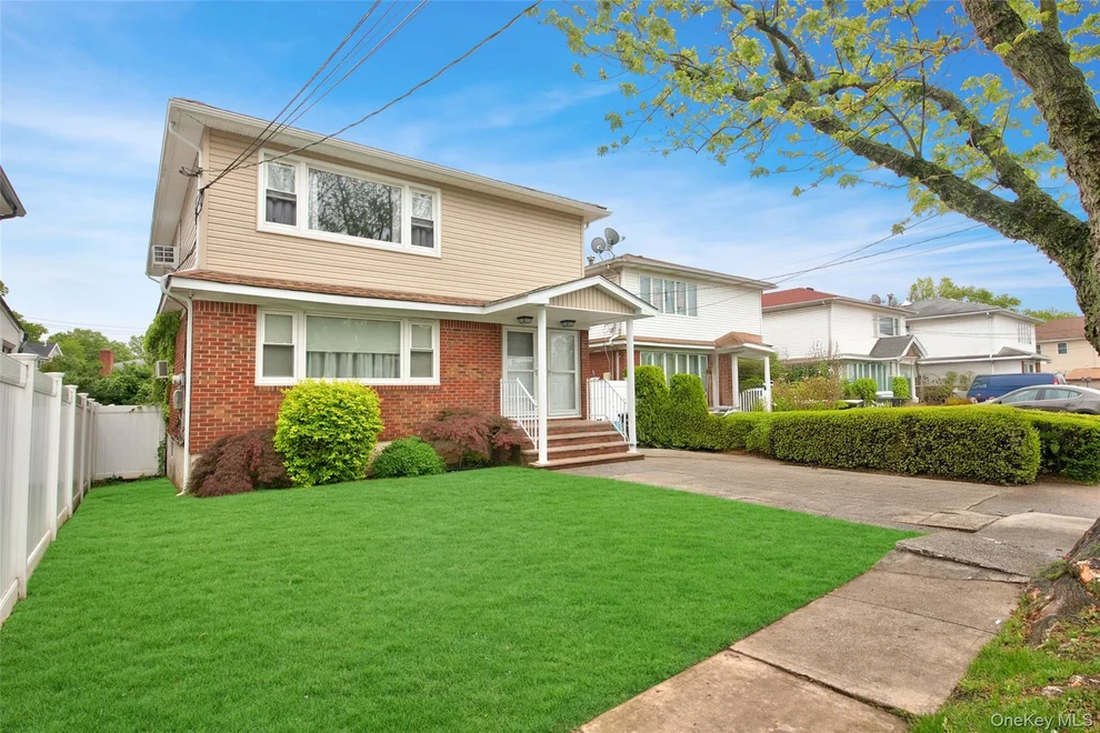 Unit for sale at 160 Laconia Avenue, New York, NY 10305