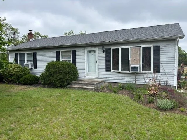 Unit for sale at 44 Goodridge Avenue, Riverhead, NY 11901