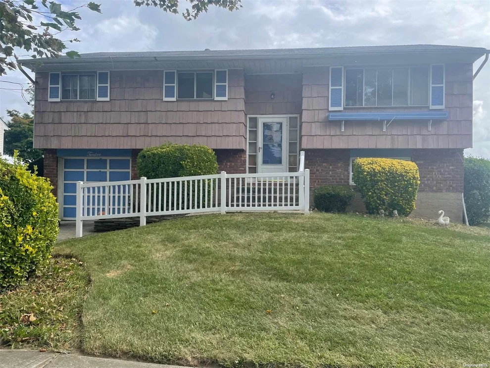 Unit for sale at 12 Karen Place, Huntington, NY 11725