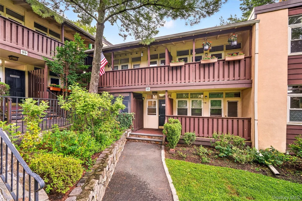 Unit for sale at 95 Wiltshire Road, New Rochelle, NY 10583