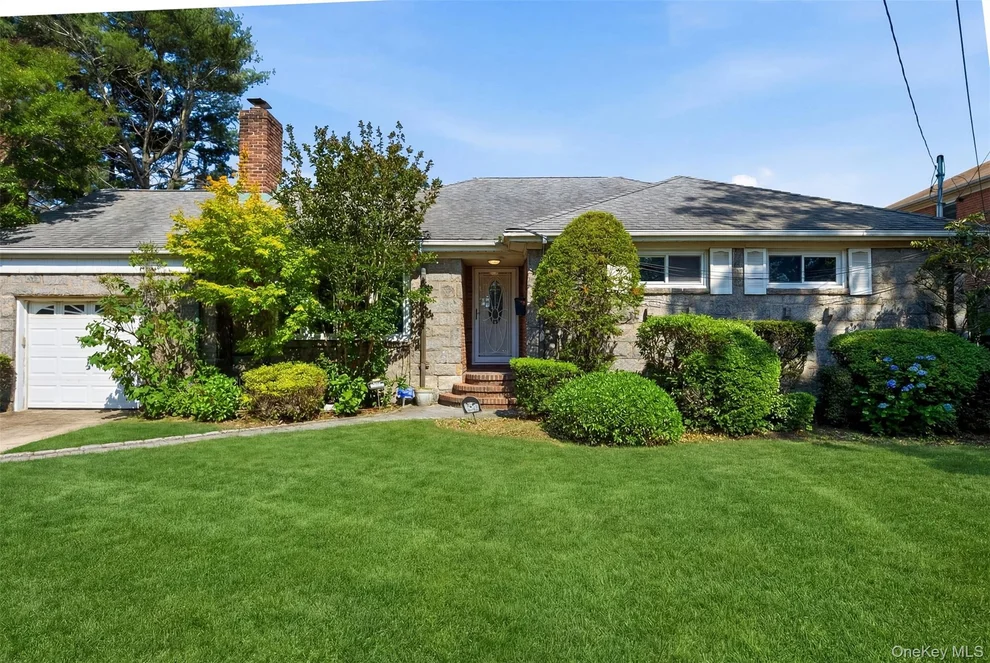 Unit for sale at 169 Landau Avenue, Hempstead, NY 11001