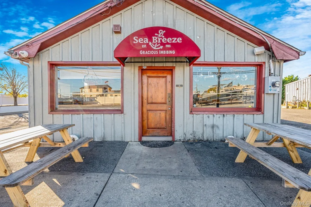 Unit for sale at 470 Fire Island Avenue, Babylon, NY 11702