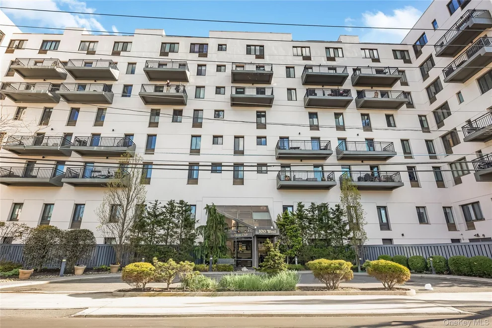 Unit for sale at 100 W Broadway, Long Beach, NY 11561