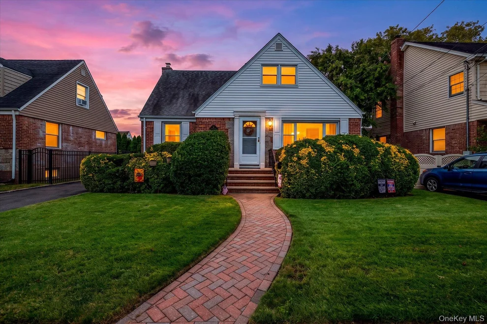 Unit for sale at 87 Woods Avenue, Hempstead, NY 11565