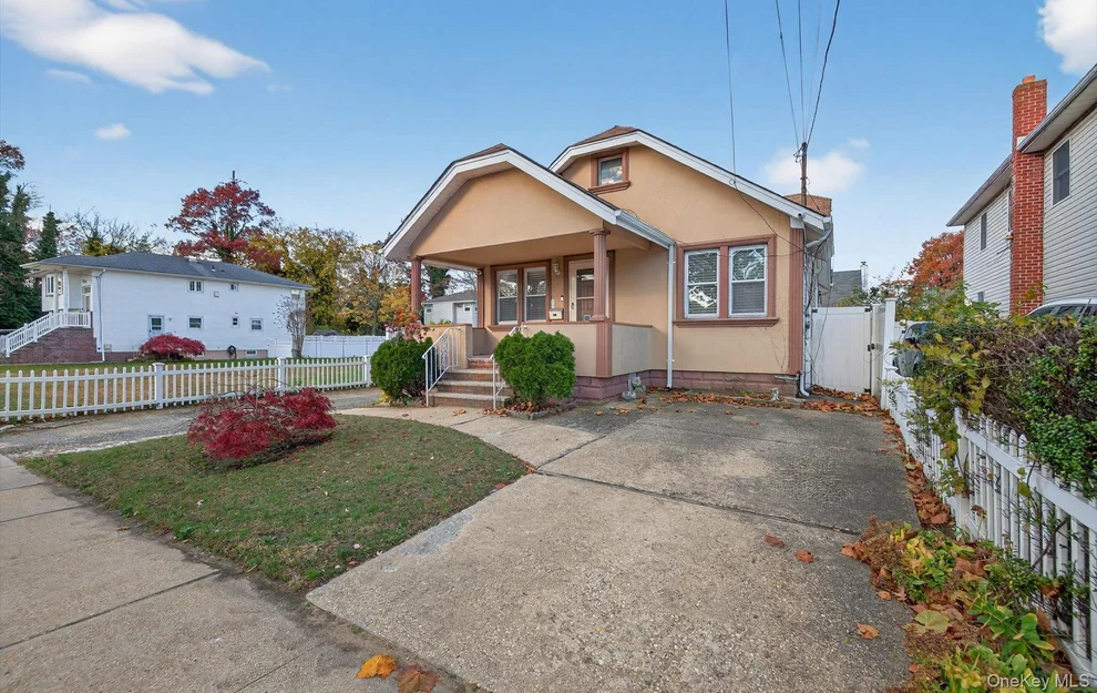 Unit for sale at 132 S Terrace Place, Hempstead, NY 11580