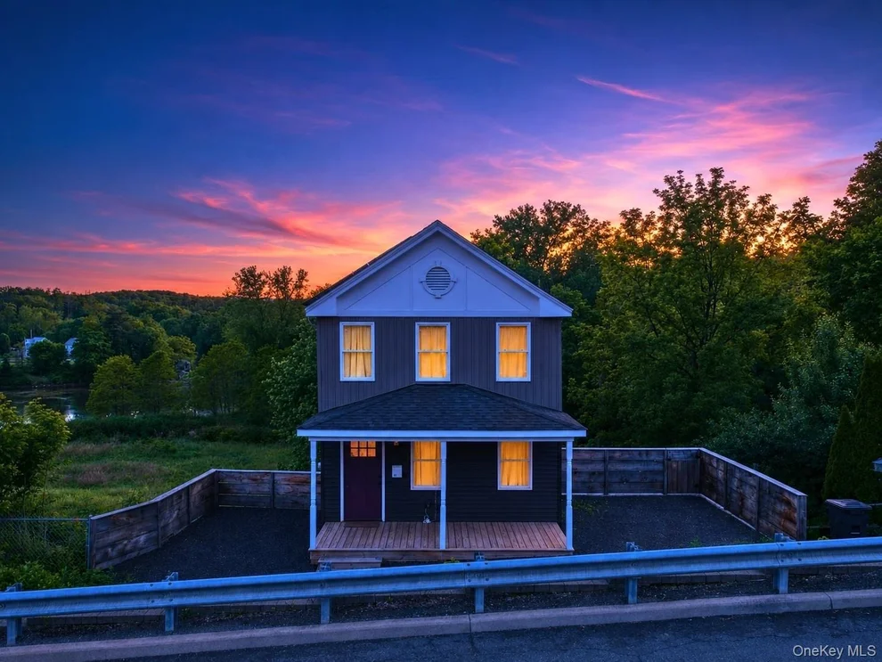 Unit for sale at 631 Main Street, Catskill, NY 12414