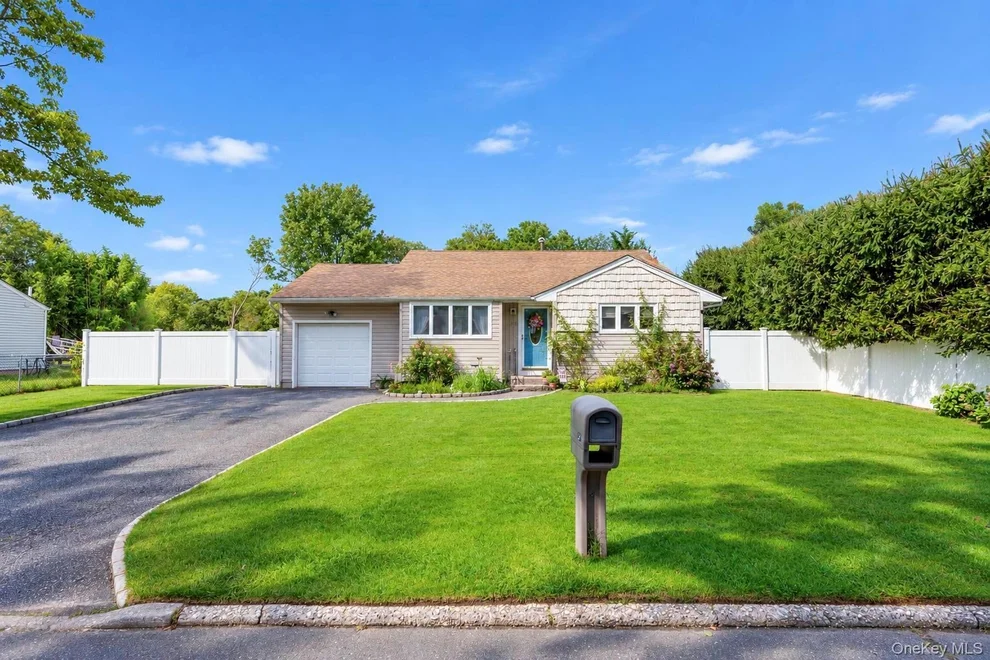 Unit for sale at 25 Marlboro Drive, Brookhaven, NY 11776