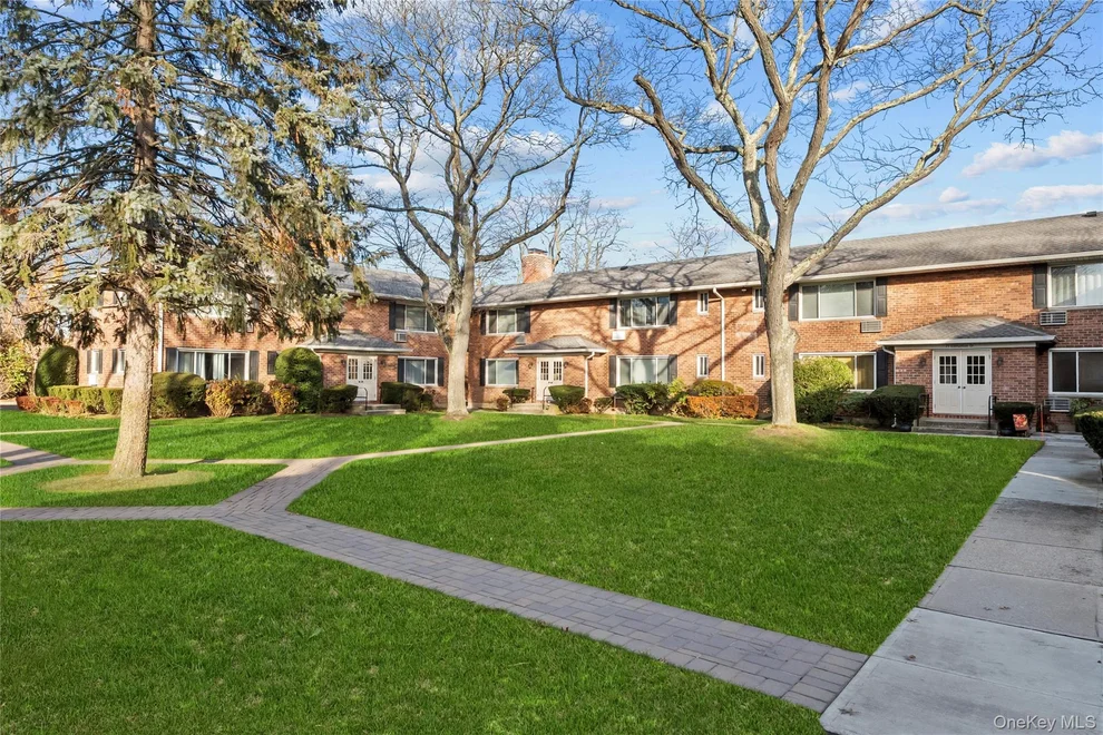 Unit for sale at 51 Edmunton Drive, Babylon, NY 11704