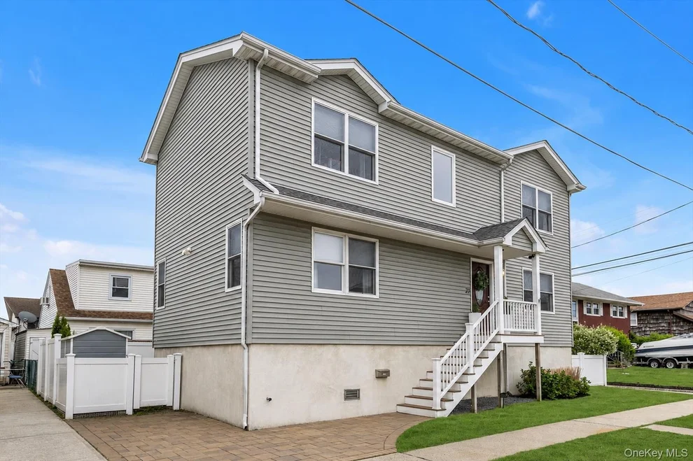 Unit for sale at 27 Radcliffe Road, Hempstead, NY 11558