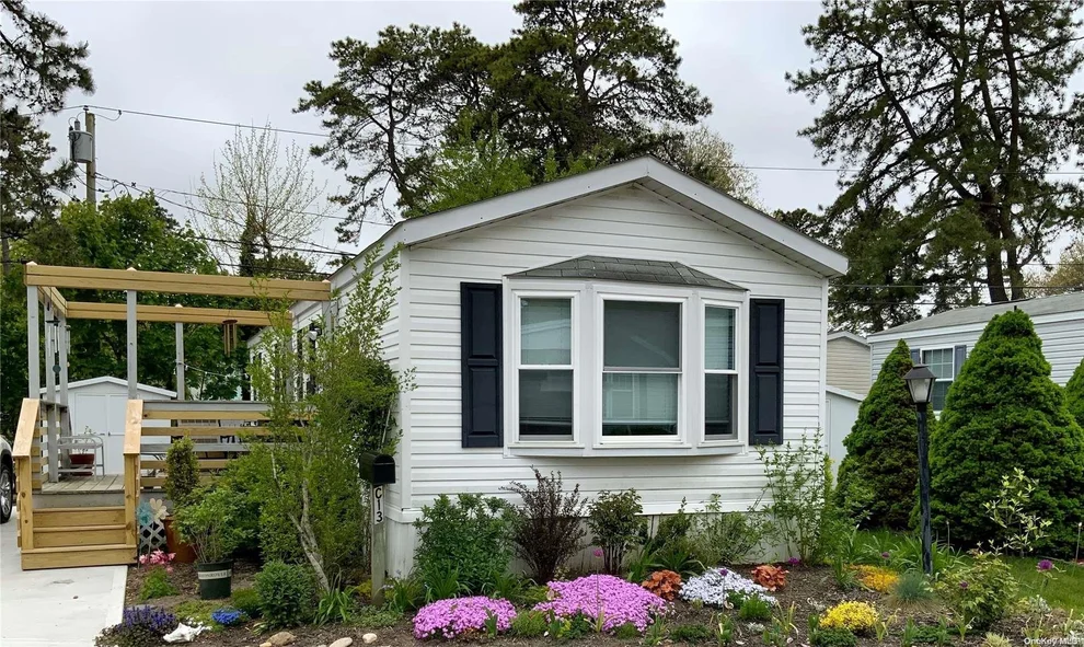 Unit for sale at 525 Riverleigh Avenue, Riverhead, NY 11901