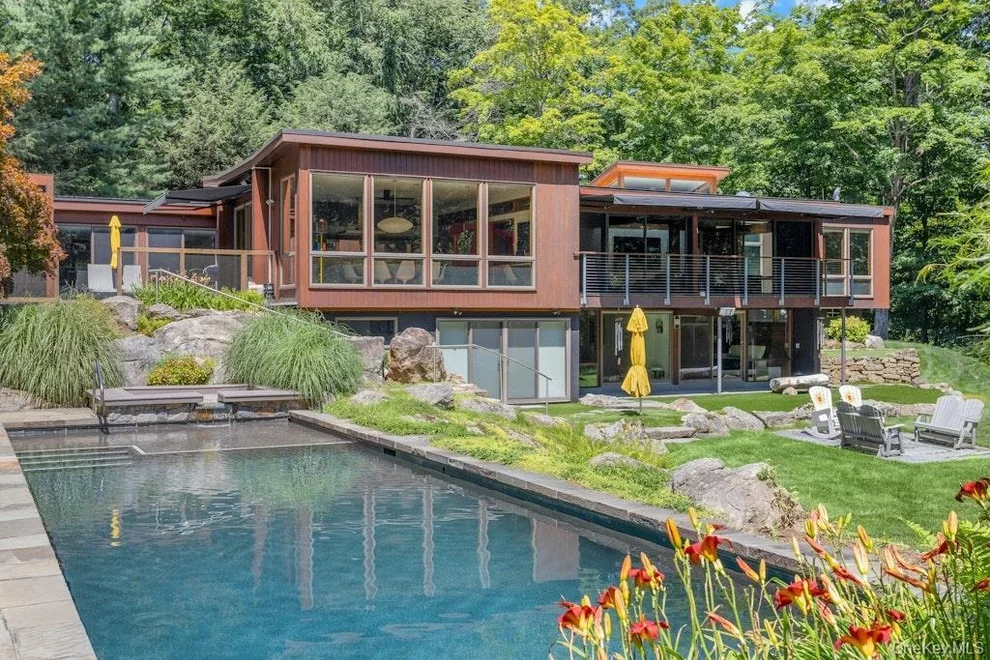 Unit for sale at 14 Cradle Rock Road E, Pound Ridge, NY 10576