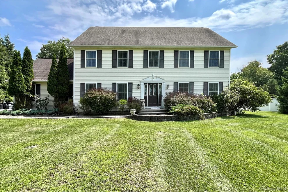 Unit for sale at 7 Frances Lane, Monroe, NY 10950