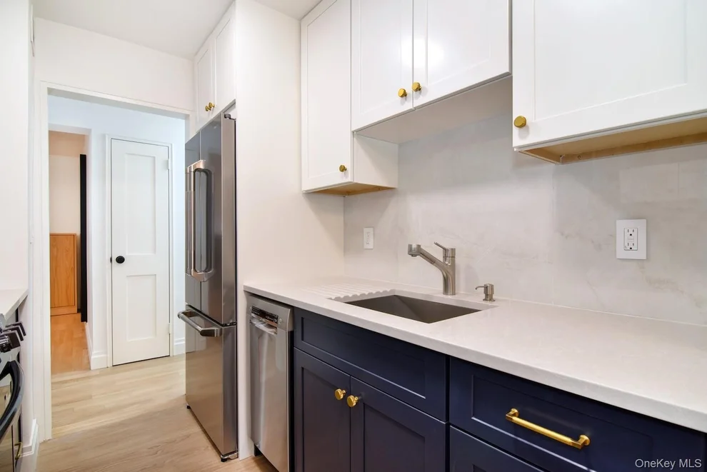Unit for sale at 100 Dehaven Drive, Yonkers, NY 10703