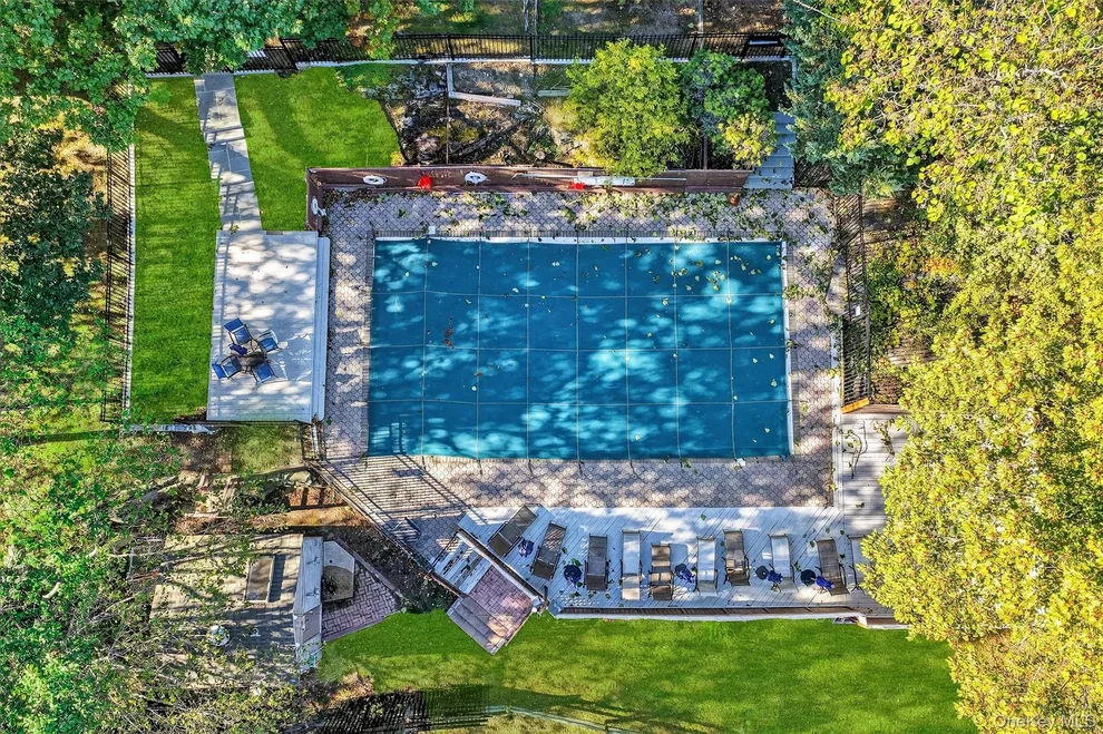 Unit for sale at 1 Top Of The Ridge, Rye Town, NY 10543