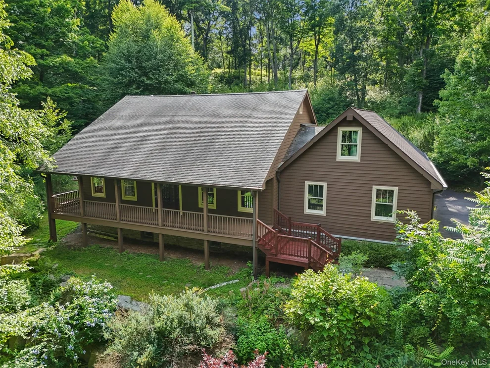 Unit for sale at 39 Miller Hill Woods Court, Kent, NY 10512