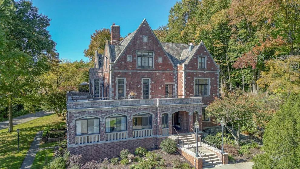 Unit for sale at 3 Beecher Lane, Peekskill, NY 10566