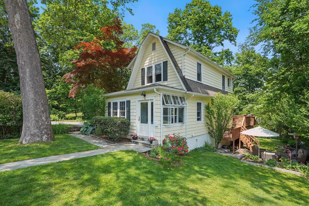 Unit for sale at 93 Huntville Road, Bedford, NY 10536