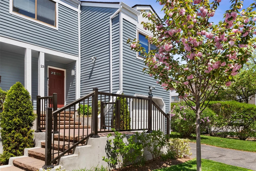 Unit for sale at 23 Top Of The Ridge Ridge, Mamaroneck, NY 10543