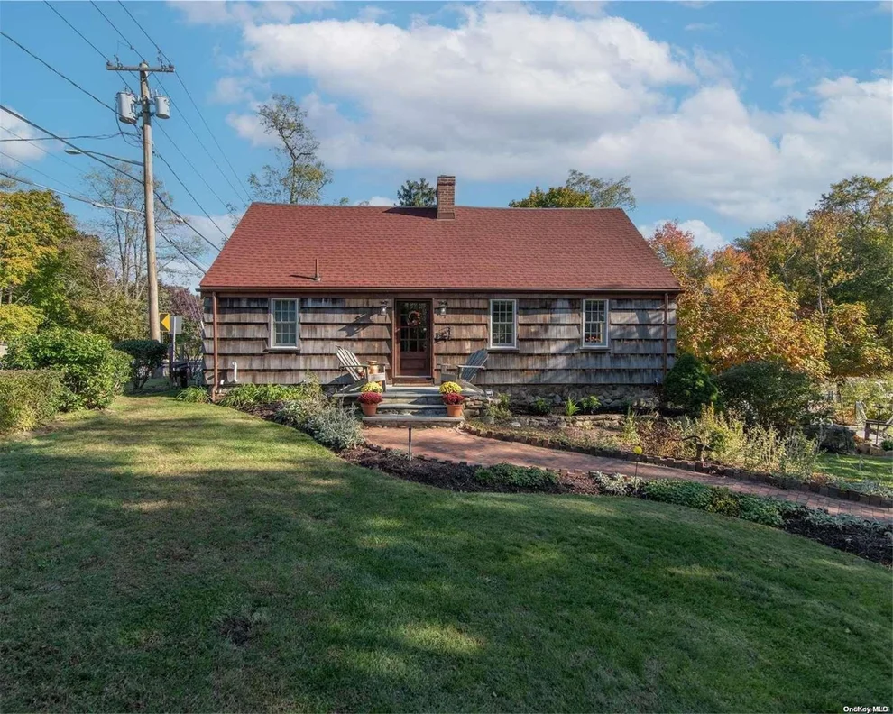 Unit for sale at 162 Main Street, Brookhaven, NY 11980