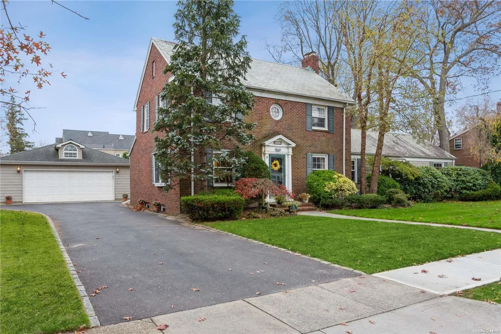 Unit for sale at 372 Raymond Street, Hempstead, NY 11570