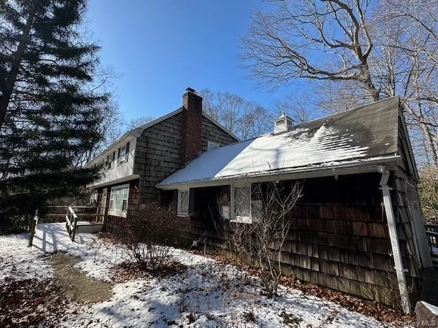 Unit for sale at 188 W Woodland Drive, Riverhead, NY 11792