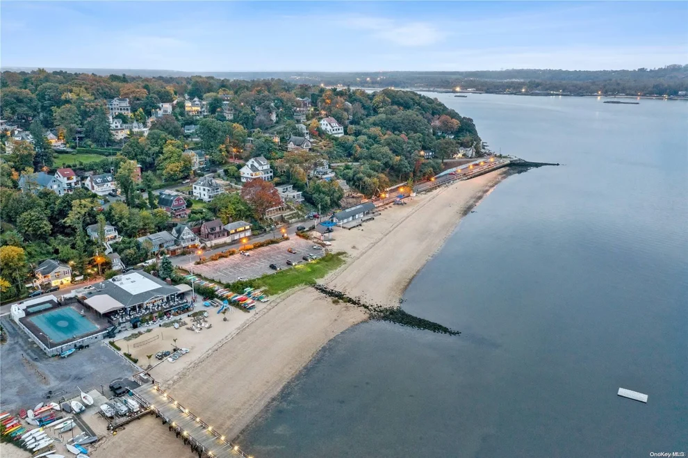 Unit for sale at 65 The Blvd, Oyster Bay, NY 11579