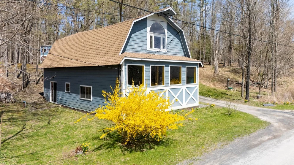Unit for sale at 86 Baumgarten Road, Woodstock, NY 12498