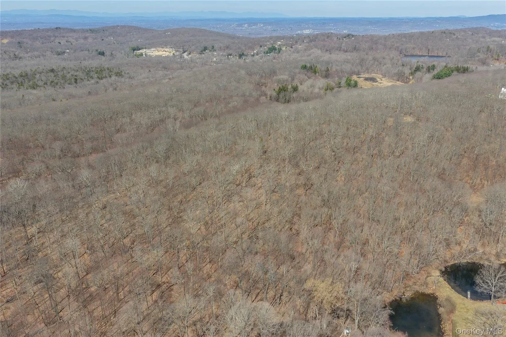 Unit for sale at 40 Meads Lane, East Fishkill, NY 12582