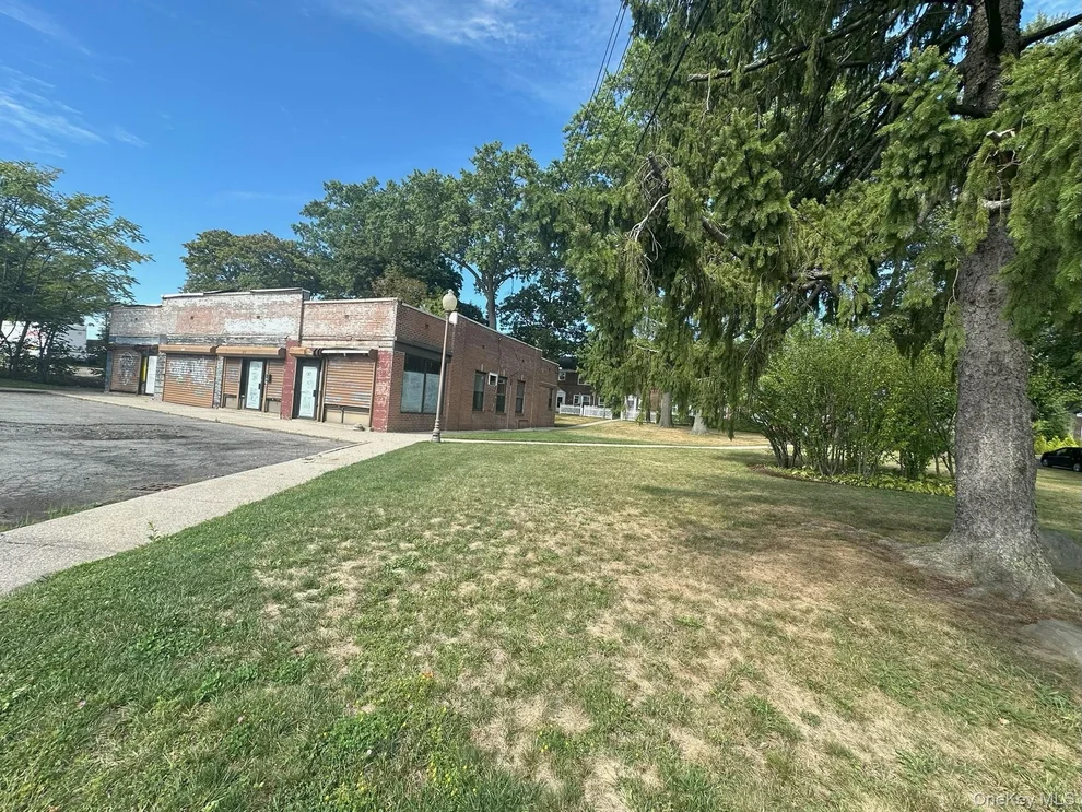 Unit for sale at 351-355 Central Park Avenue, Yonkers, NY 10704
