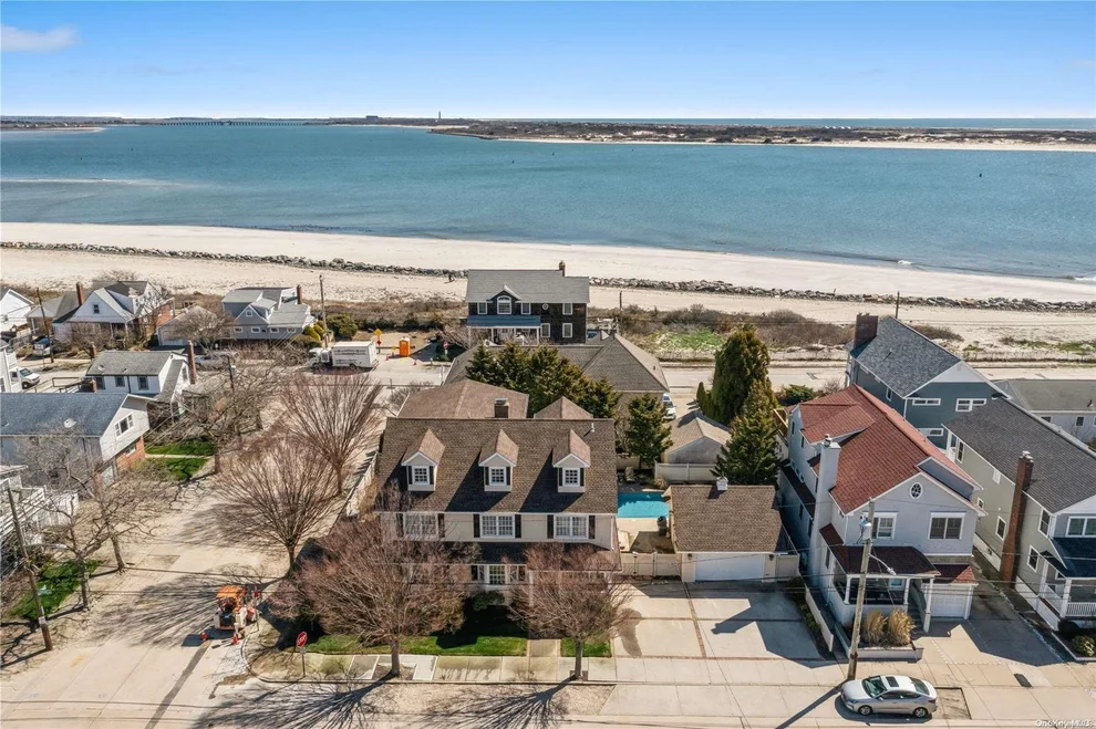Unit for sale at 100 Lynbrook Avenue, Hempstead, NY 11569
