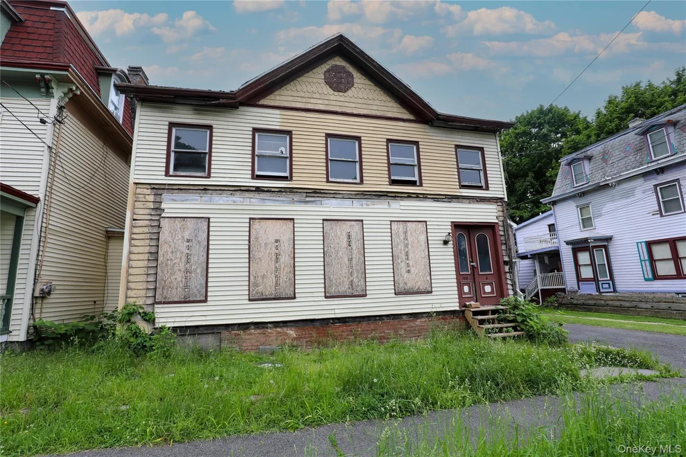 Unit for sale at 112 Hone Street, Kingston, NY 12401