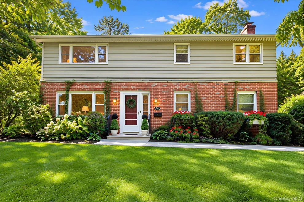 Unit for sale at 630 Ashford Avenue, Greenburgh, NY 10502