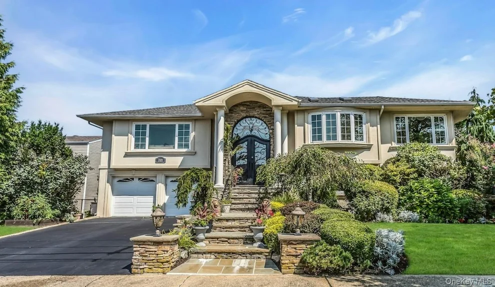 Unit for sale at 3101 Lonni Lane, Hempstead, NY 11566