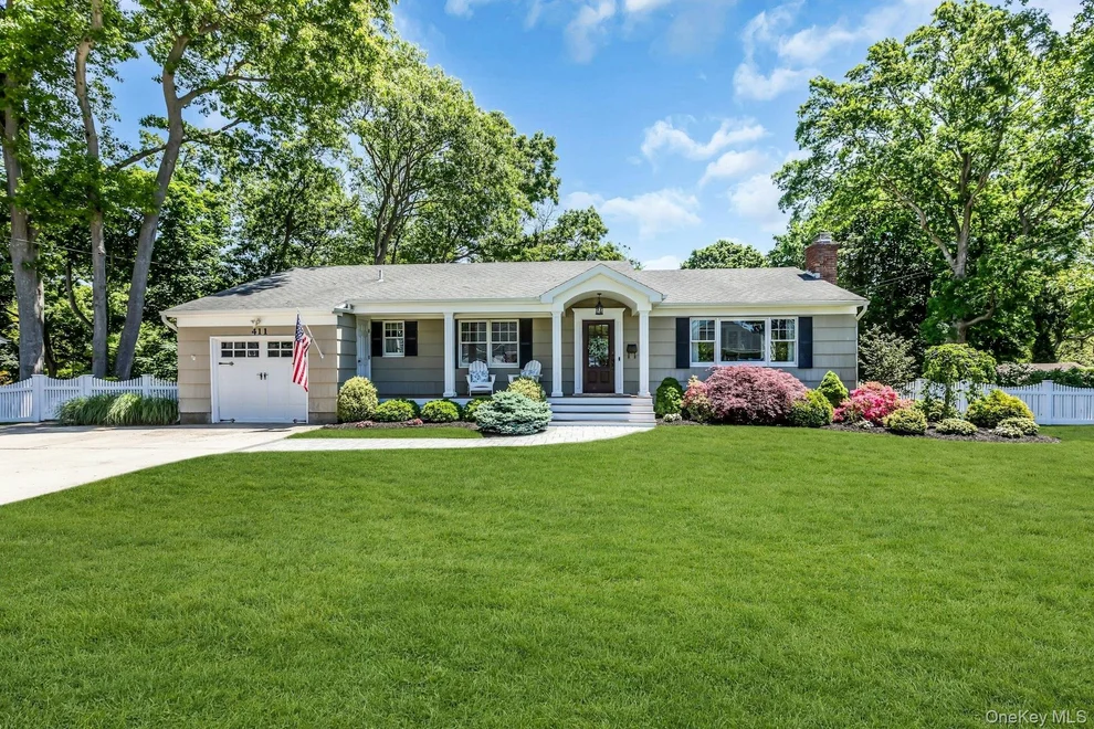 Unit for sale at 411 Hillside Avenue, Islip, NY 11796