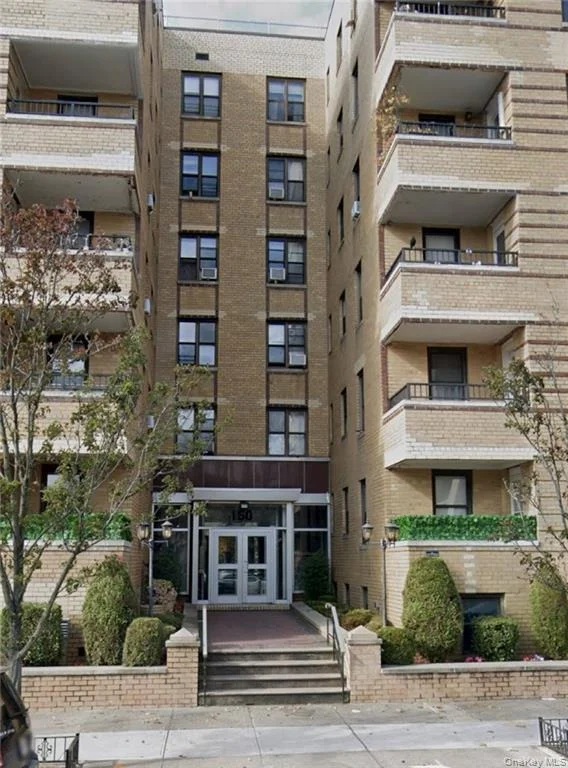 Unit for sale at 150 West End Avenue, New York, NY 11235