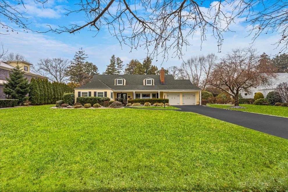 Unit for sale at 19 Osborne Road, Hempstead, NY 11530