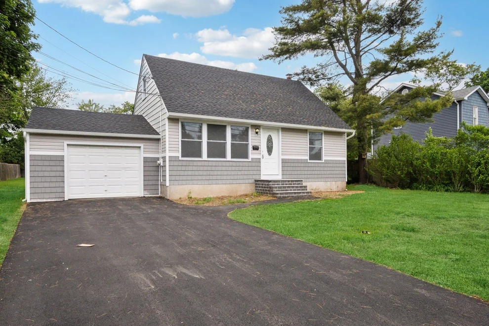 Unit for sale at 17 21st Avenue, Islip, NY 11706