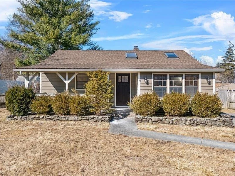 Unit for sale at 18 Jaeger Drive, Cornwall, NY 12518
