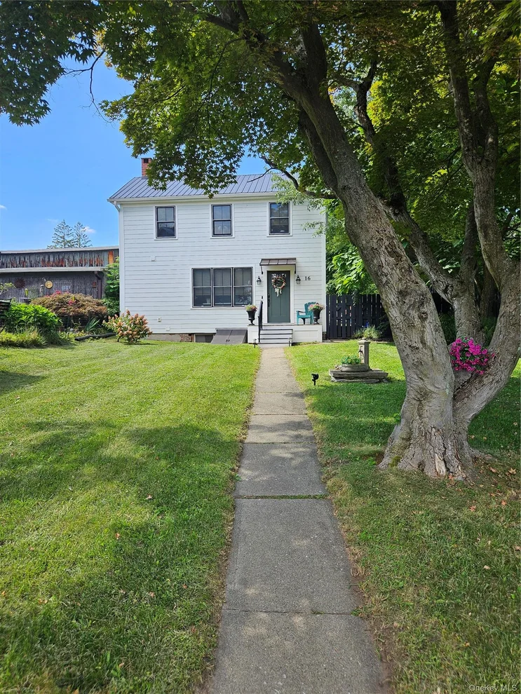 Unit for sale at 16 N Washington Street, Athens, NY 12015