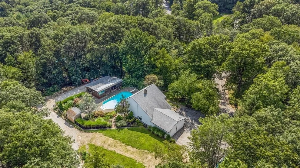 Unit for sale at 51 Mey Crescent Road, East Fishkill, NY 12582